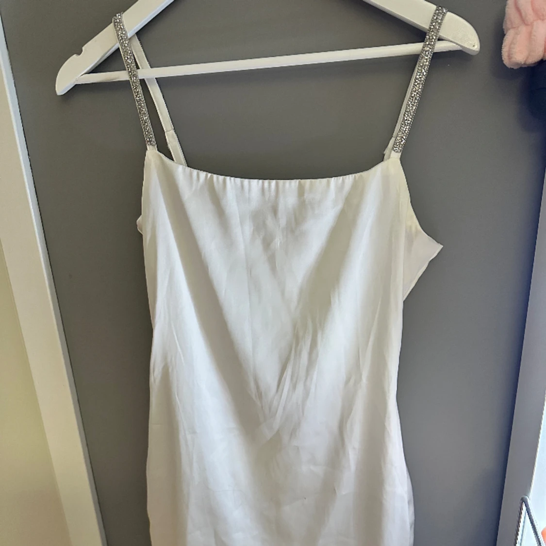 Satin klänning - 90