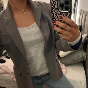 Grå kavaj - Fint skick, oversize💗