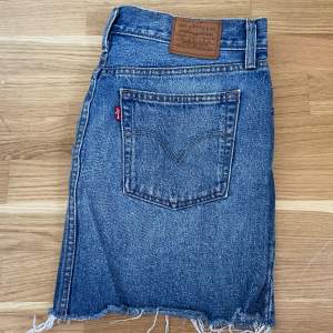 Levi's jeanskjol 