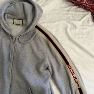 Gucci Hoodie - Fin Gucci hoodie i bra skick