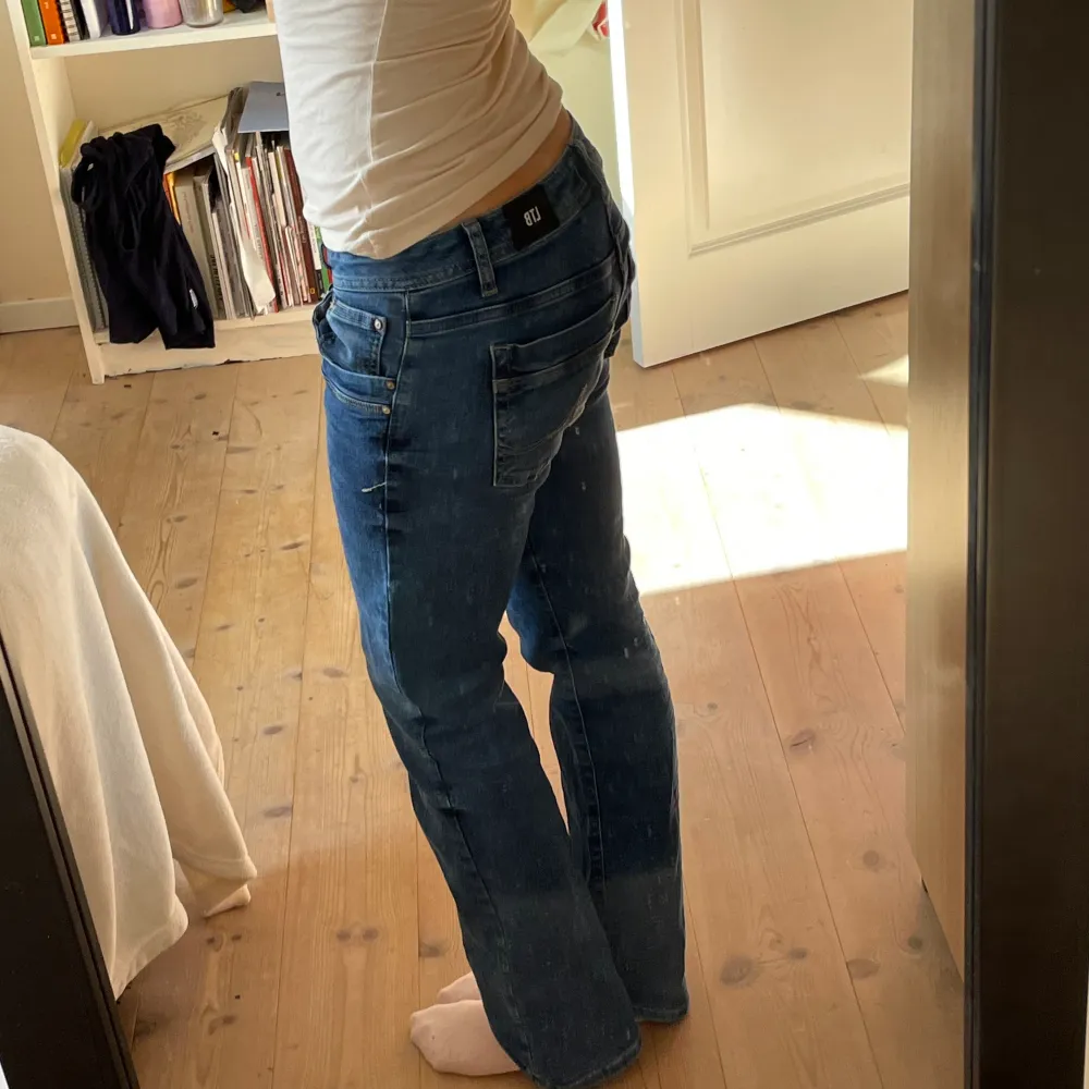 Supersnygga lyb jeans i modellen Valerie💖 aldrig använda bara provade så nyskick💖. Jeans & Byxor.