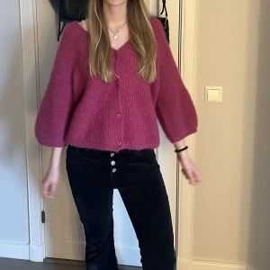 Kofta - Finaste rosa koftan från Nakd i Stl M, inga defekter och i nyskick! Slutsåld, perfekt nu till våren❤️❤️❤️