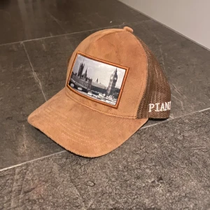 Pianotti Keps - Mycket sparsamt använd! Säljs inte längre 