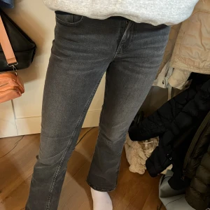 Jeans - Säljer då de är för små för mig