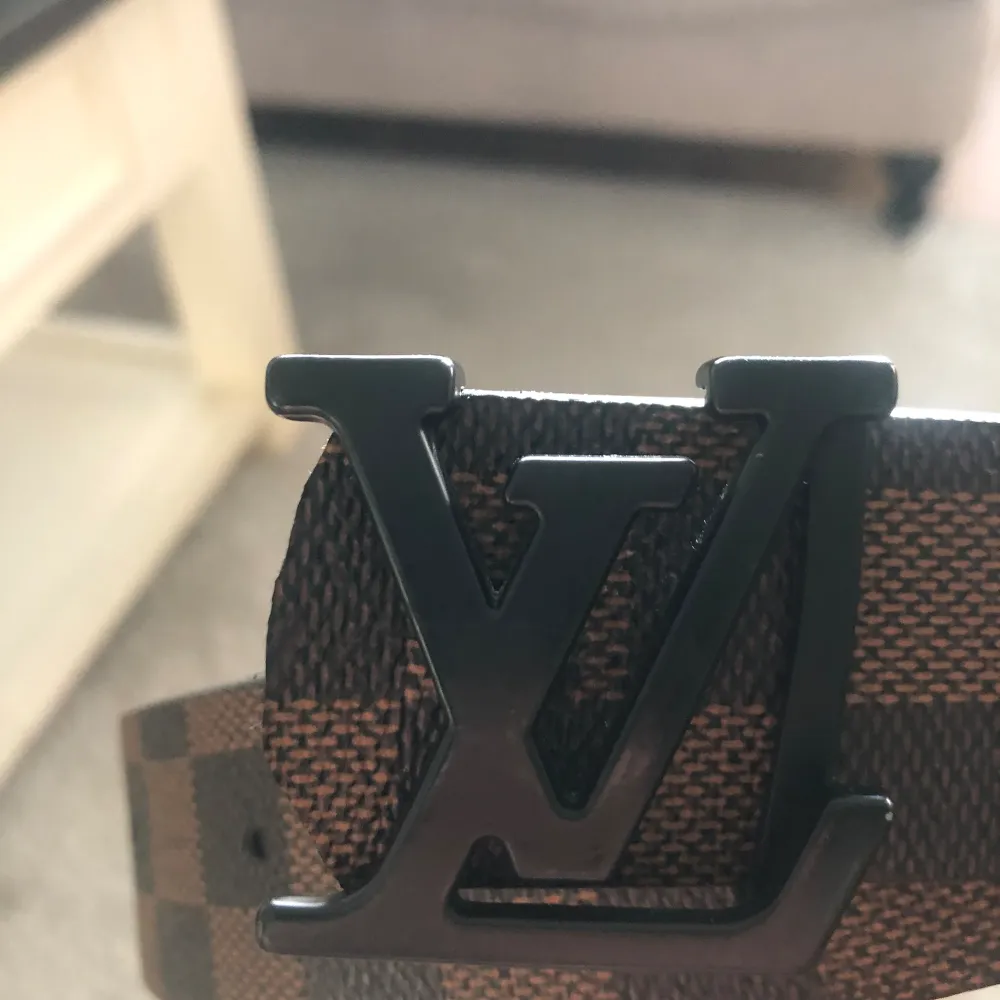 Louis Vuitton bälte äkta.  Är i skick som nytt.. Övrigt.