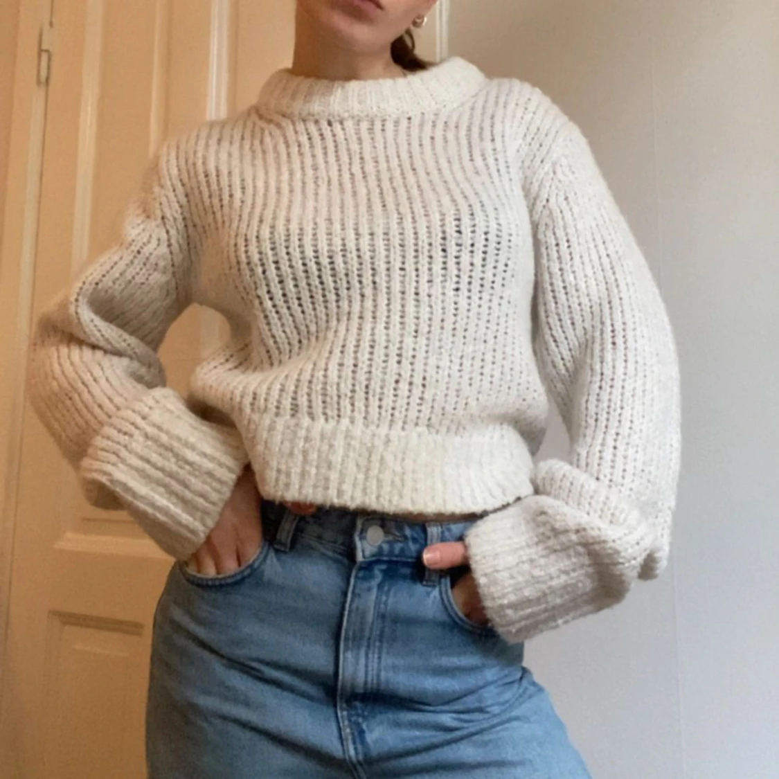 Vit stickad tröja 