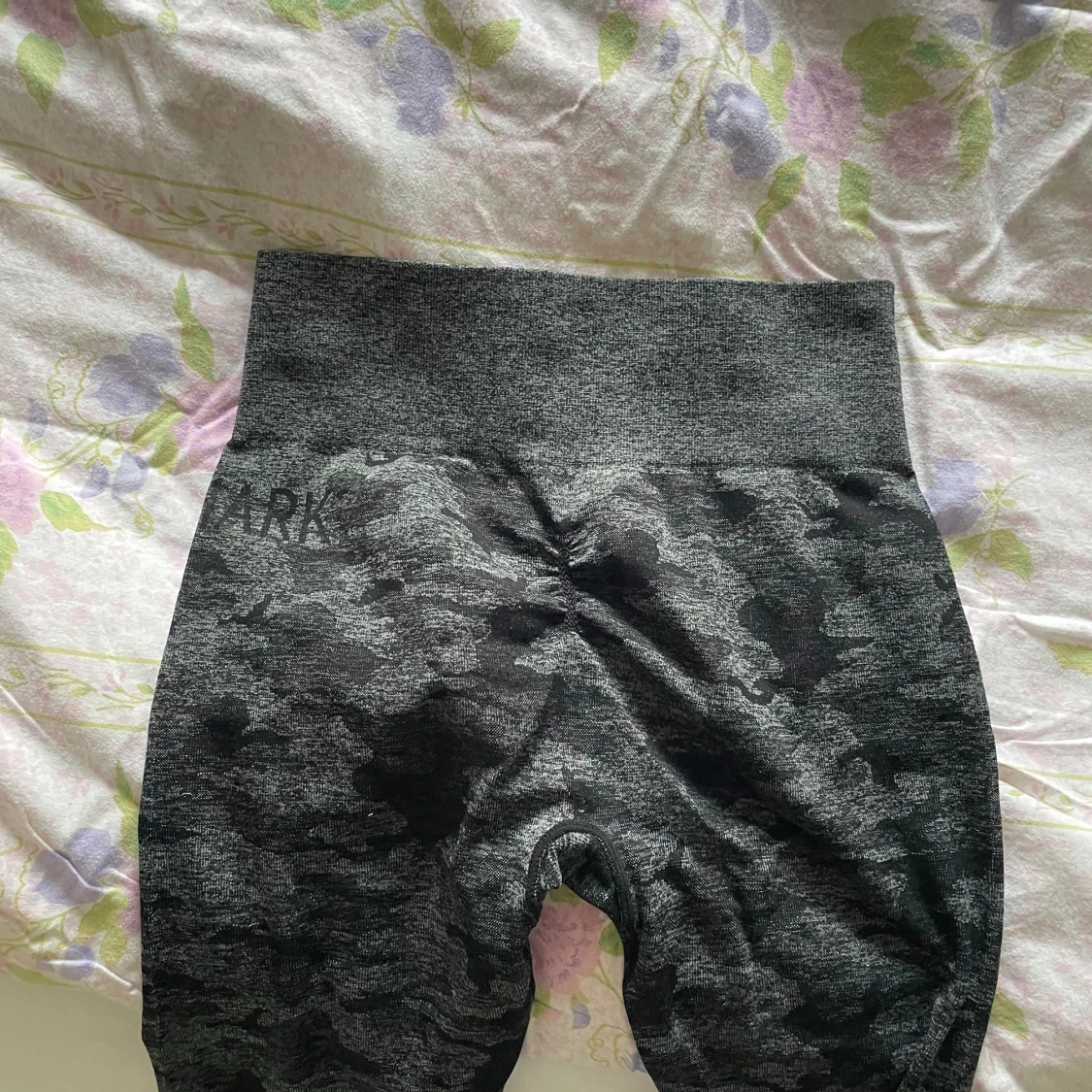 Gymshark tights  - 90