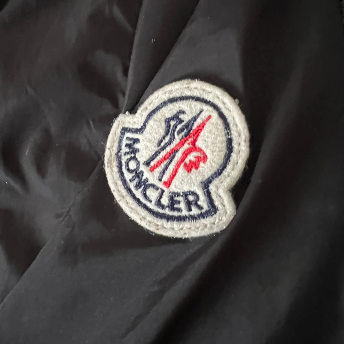Moncler Windbreaker - 90