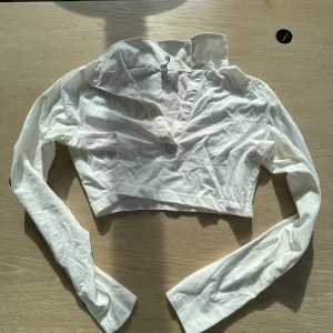 Mag tröja - Hel använt 1 gång