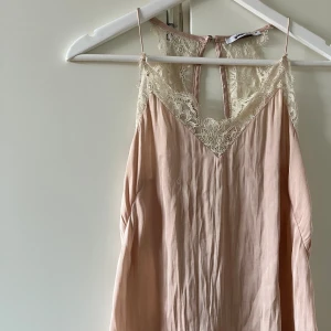 Spets linne - Fint spets linne