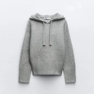 Stickad hoodie  - supersnygg,stickad hoodie från Zara i storlek S Ordinarie pris 500kr.