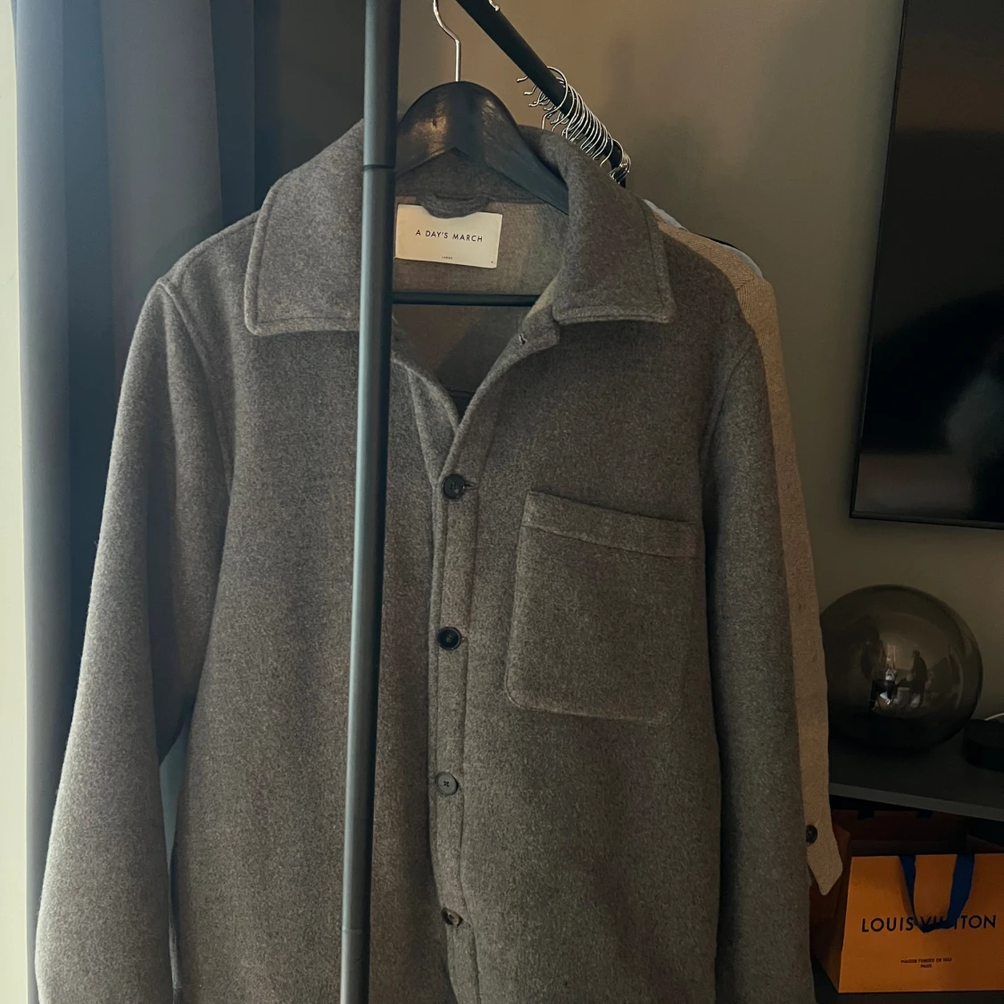 A days march jacka - 90