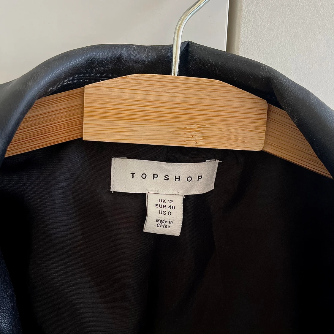 Svart läderjacka - 90