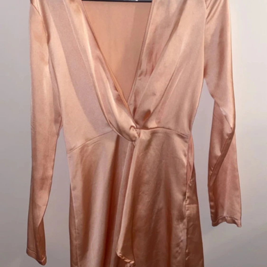 Prettylittlething klänning