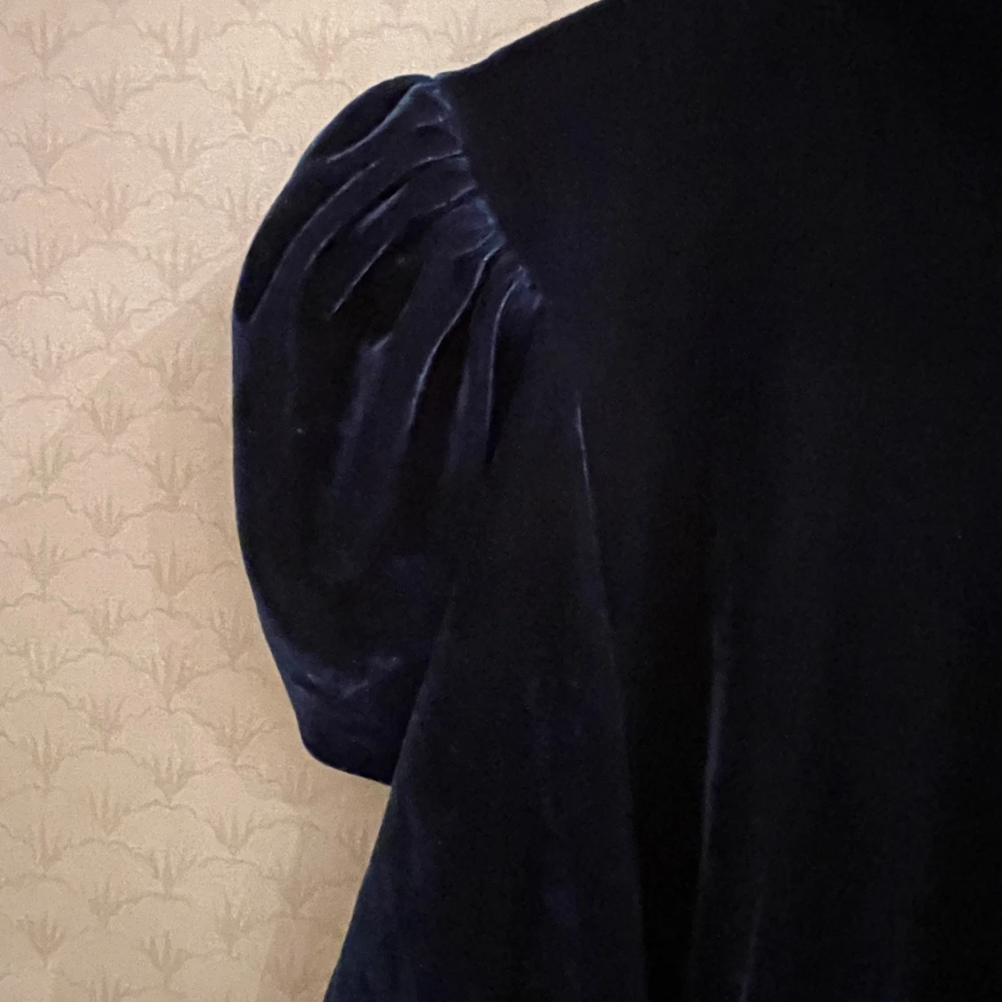 Blå sammetsklänning - 92