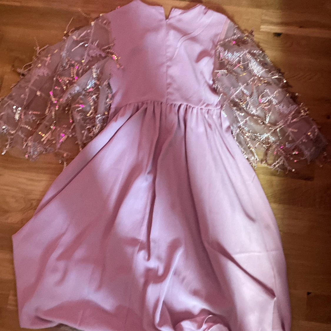 Jätte fin klänning  - 91