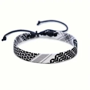 Tygarmband - support palestina - Säljer massor med etniska handvävda bomulsarmband. Perfekt som present❤️ #supportpalestina 