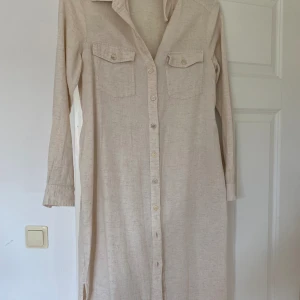 Klänning lindex - Beige klänning från lindex, medellång 