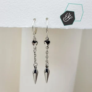 Handgjorda örhängen  - Handgjorda örhängen ● Material- rostfritt stål  ●Örhängeskrokar - rostfritt stål ●Längd -5, 5cm .Vattentåliga, ändrar inte färgen! Följ:@ekjewelryofficial . 