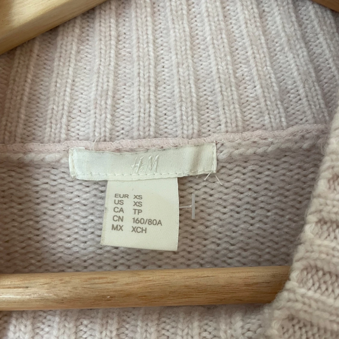 Rosa stickad tröja  - 91