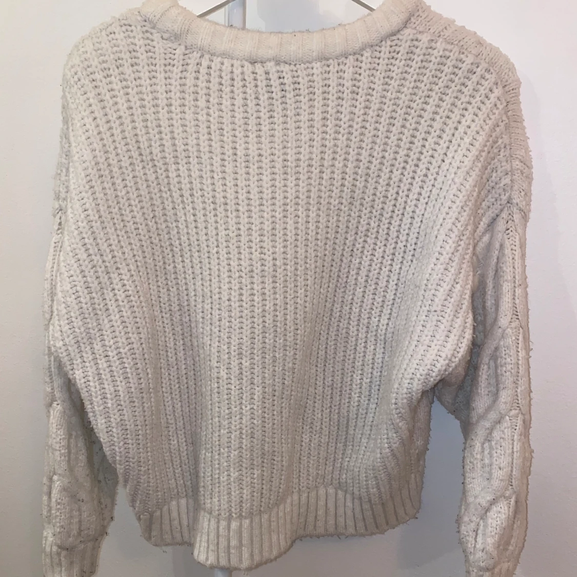 Vit stickad tröja - 90