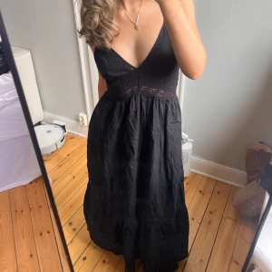 Långklänning - Super fin långklänning från zara som är helt slutsåld 🤍