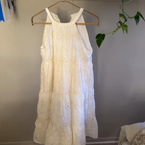 Zara klänning - Fin klänning från zara💗