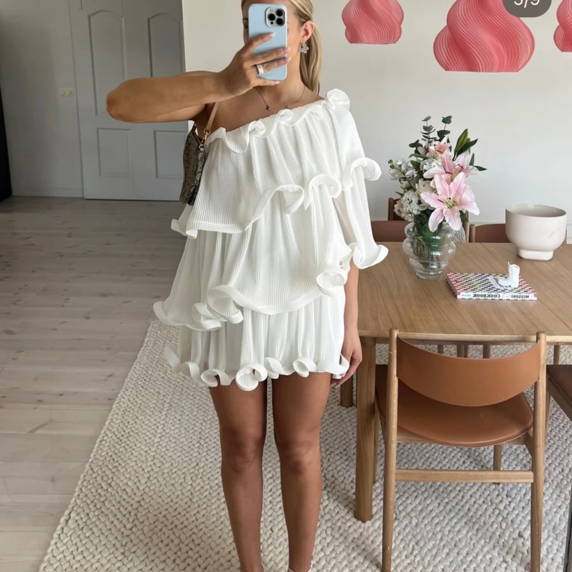 Lojsan Wallin x NA-KD klänning 