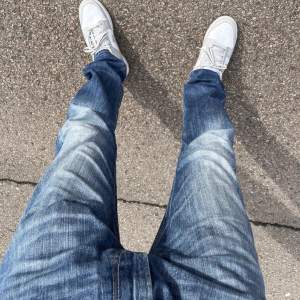 Replay Jeans i bra skick i storlek 31-32. Modell Jeto, nypris 1800 mitt pris 500