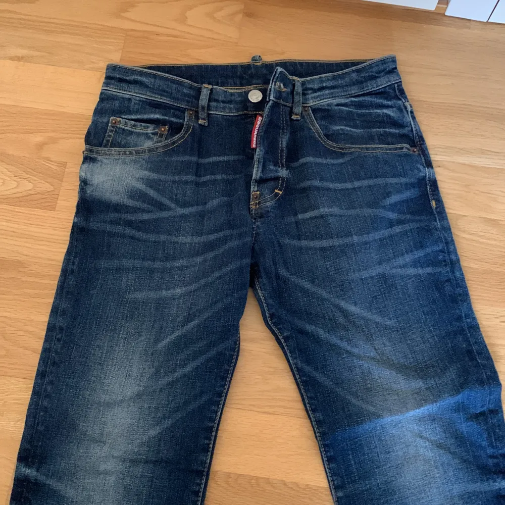 DSQUARED jeans fint skick stl 10. Jeans & Byxor.