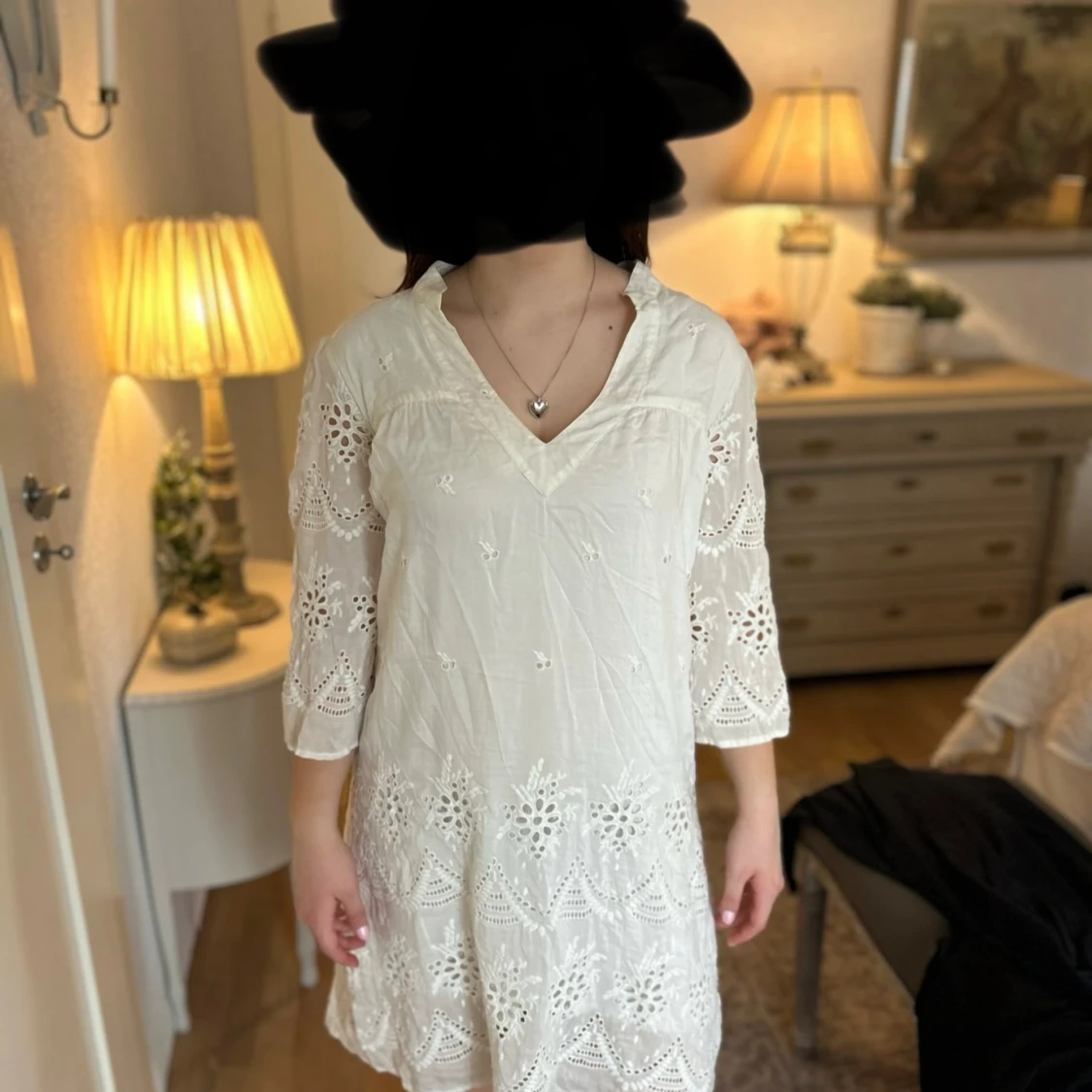 Krämvit spets klänning 🤍