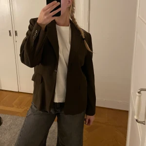 Brun kavaj  - Brun vintage kavaj! 