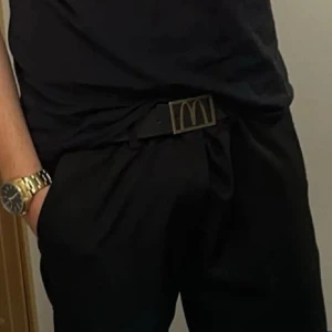 McDonalds bälte - Sådär skick på spännet men generellt helt ok skick.