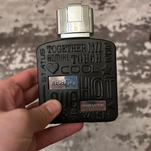 Lattaffa Ramz (ULTRA MALE klon) - Hej! Jag säljer min Lattafa ramz silver, som är en klon av JPG Ultra Male. Luktar rätt likt. Jag har bara testsprayat den så 99/100ml kvar. 