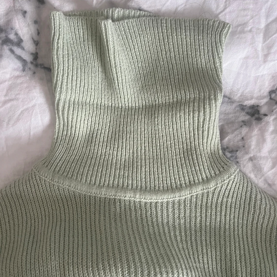 Stickad tröja  - 92