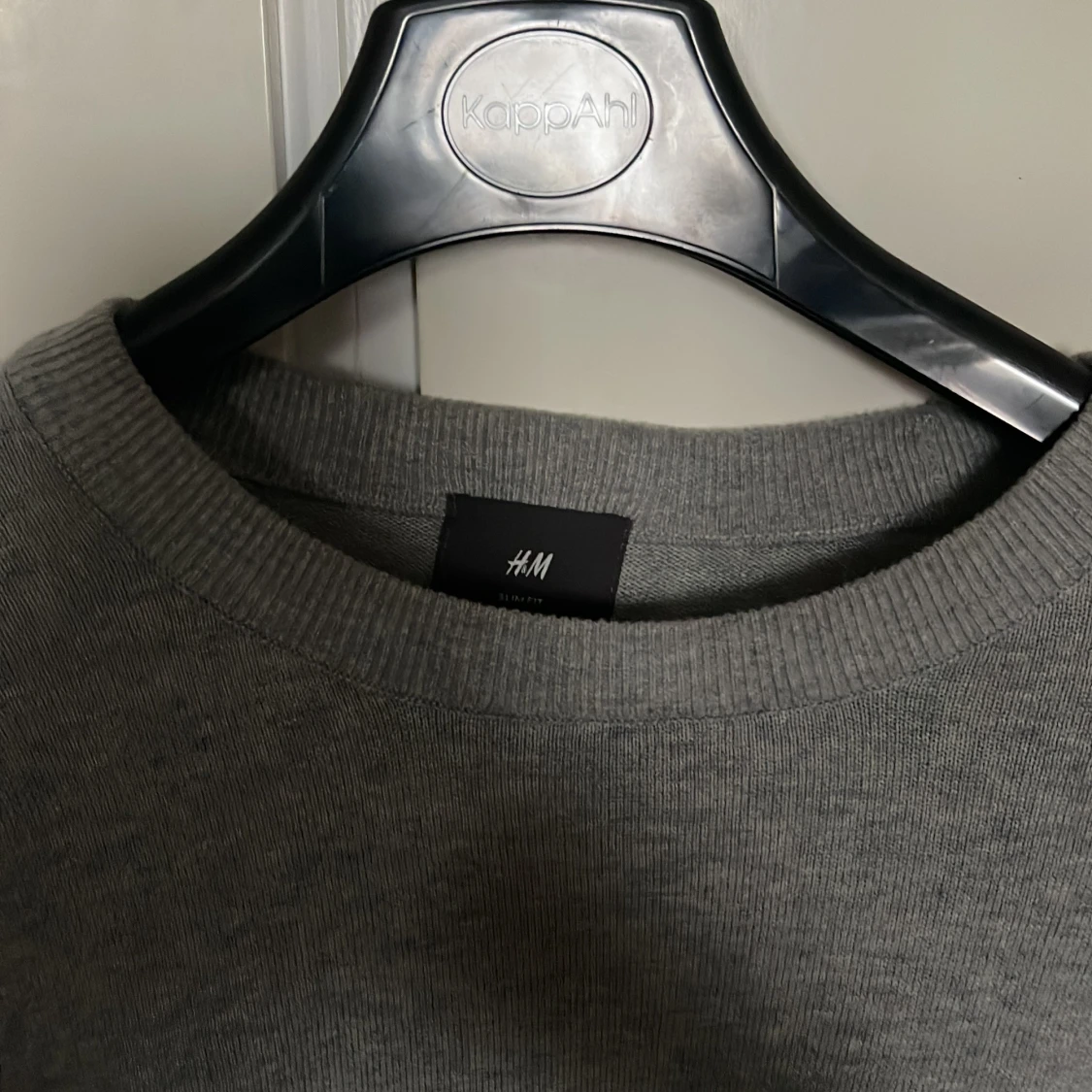 Grå långärmad tröja från H&M - 1