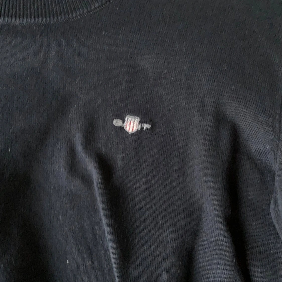 Mörkblå bomullströja från GANT - 2