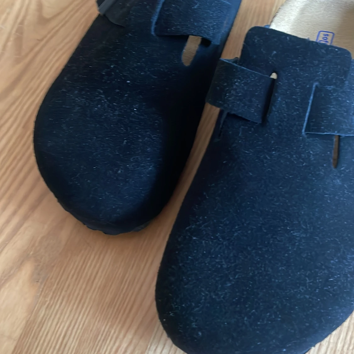 Svarta Birkenstock Boston mockasandaler