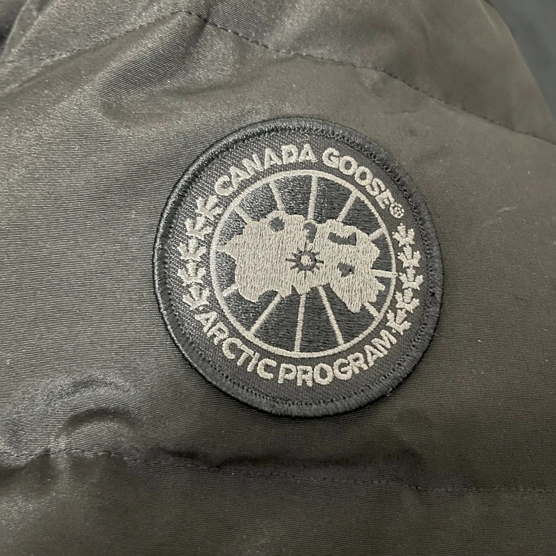 Svart dunjacka från Canada Goose - 4