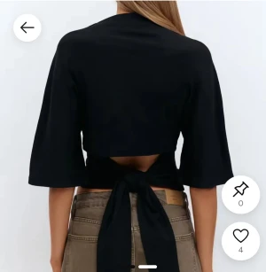 Tie back top - Tröja från Gina💕 kanppt använd och köptes för ett par månader sedan, men säljs inte längre.  skriv för fler bilder!❤️