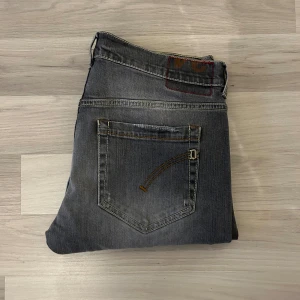 Dondup jeans - Dondup jeans | Storlek - W34 - passar mindre | Skick - 8,5/10 | Nypris - 3000kr+ | Hör av er vid frågor eller funderingar 🙌