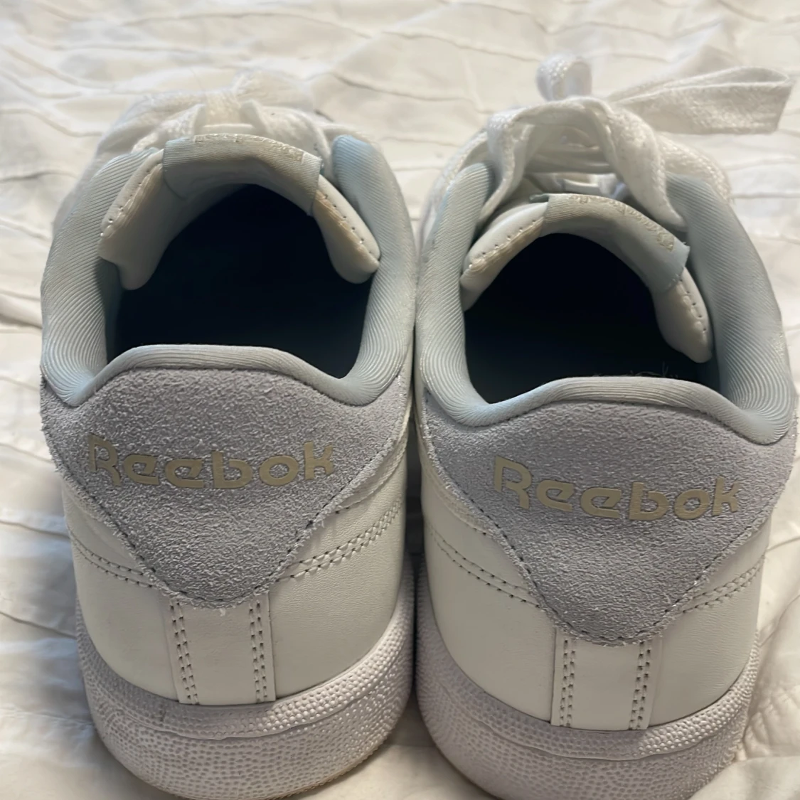 Vita Reebok sneakers med snörning - 3