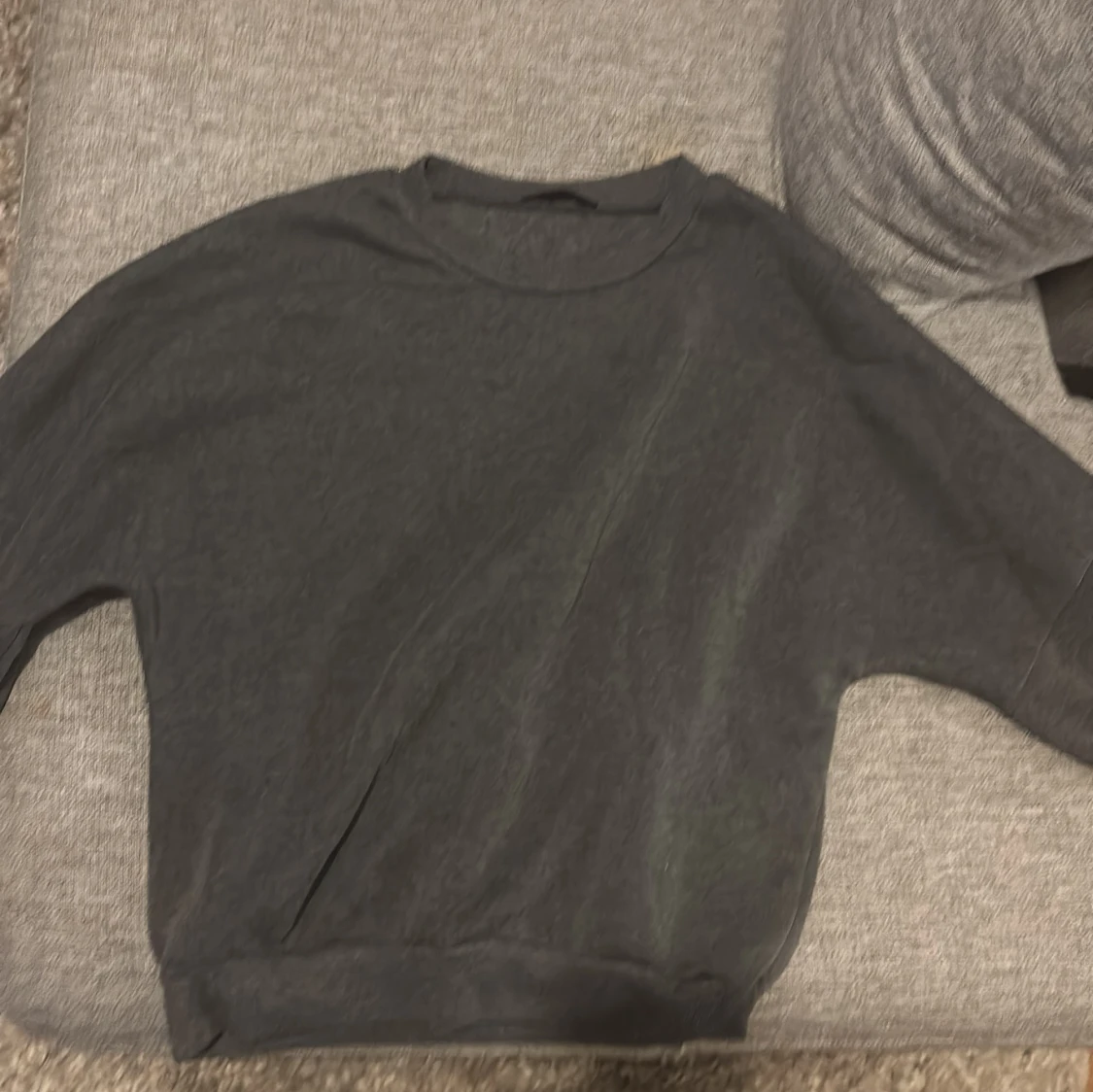 Mörkgrå sweatshirt med tryck CHICAGO