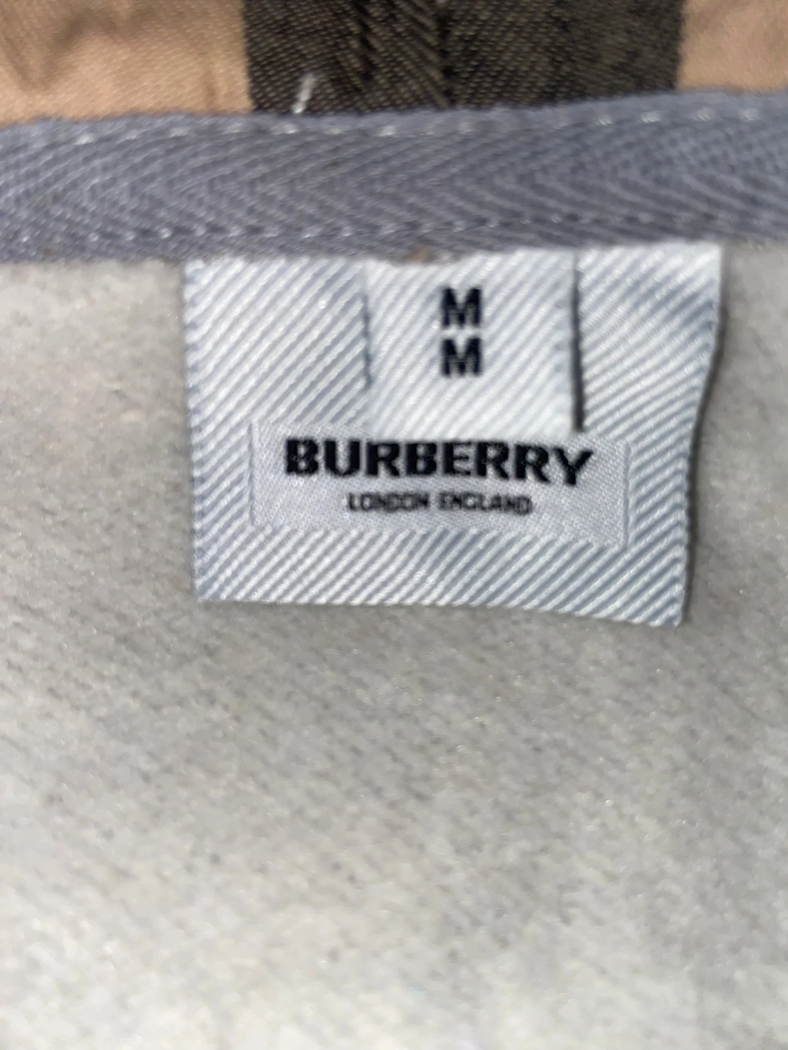 Grå Burberry hoodie med rutigt foder - 4