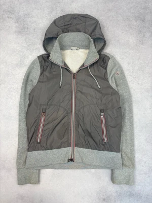 Moncler cardigan jacket  - – Condition: 8/10  – Retail price: 1400 euro