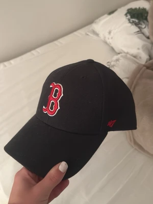 Mycket snygg keps  - Mycket snygg keps, aldrig använd 