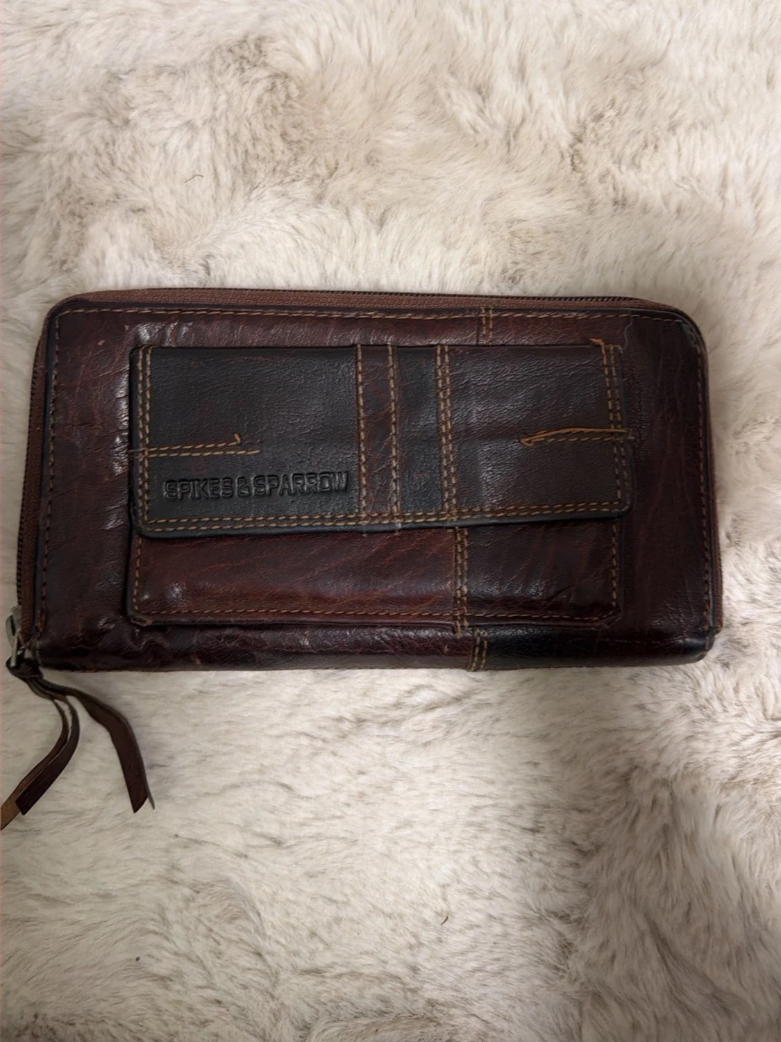 Brun plånbok från Spikes & Sparrow