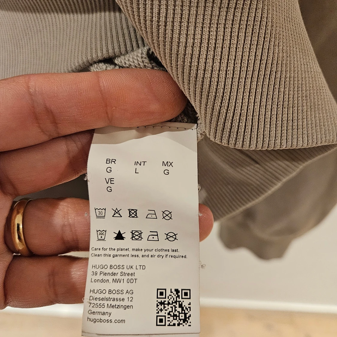 Ljusgrå hoodie från HUGO med tryck - 2