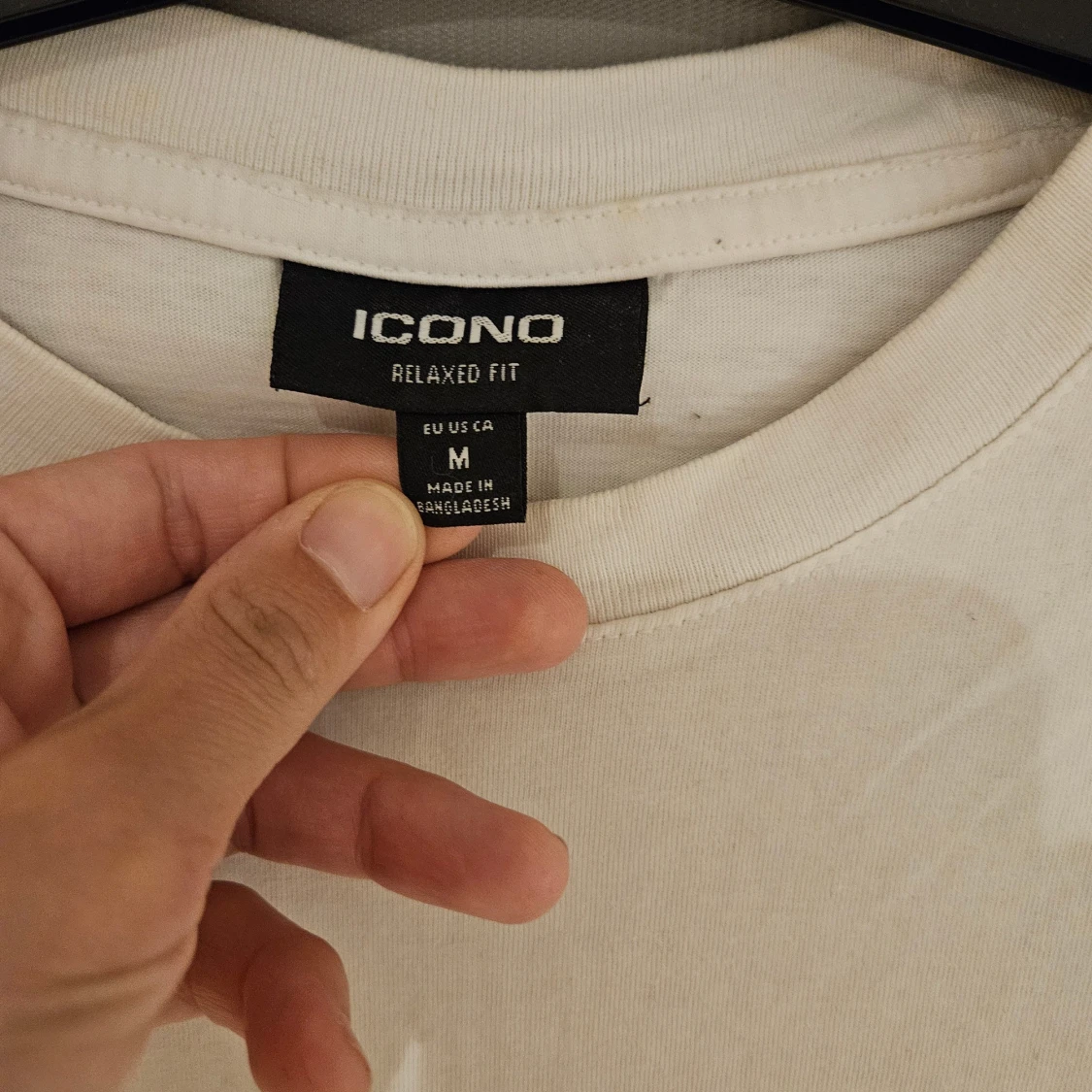 Vit t-shirt från Icono Couture M - 2