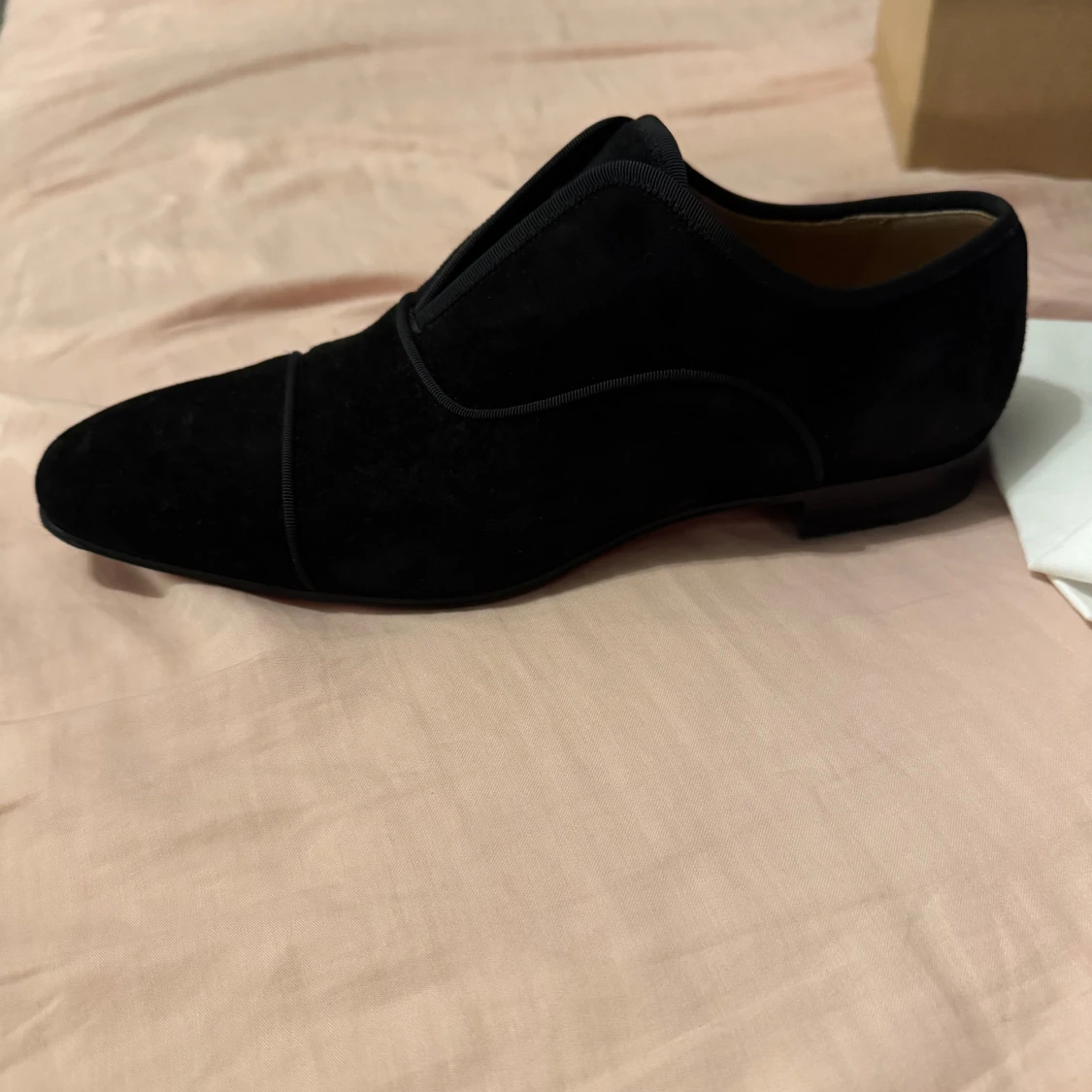 Svarta mockaskor från Christian Louboutin - 4